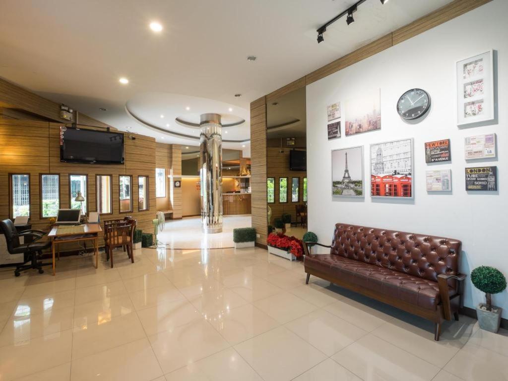 New Suanmali Hotel Bangkok Zewnętrze zdjęcie