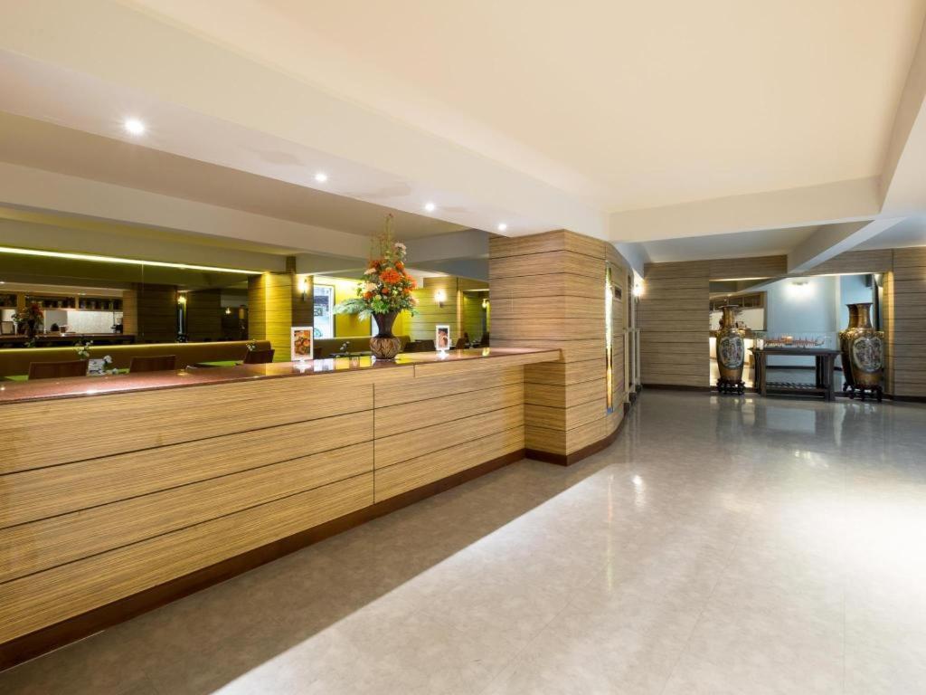 New Suanmali Hotel Bangkok Zewnętrze zdjęcie